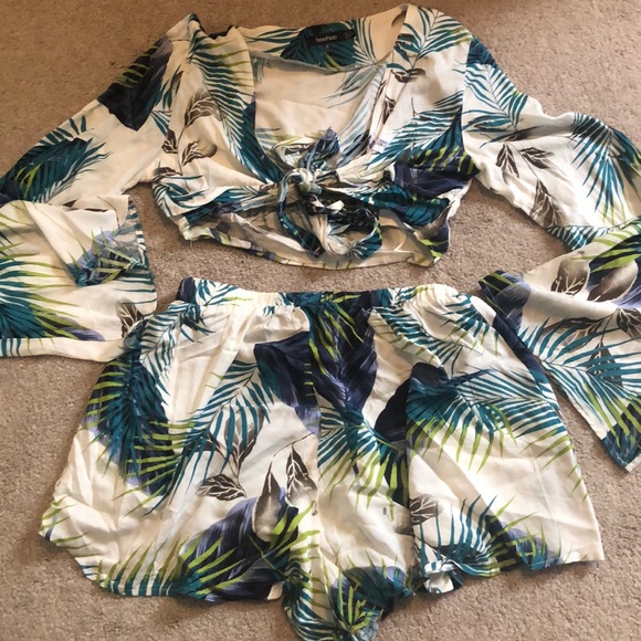 2 piece short set - Picture 2 of 2